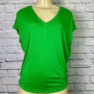 White House Black Market Bright Green V-Neck Cap Sleeve Top – XXS